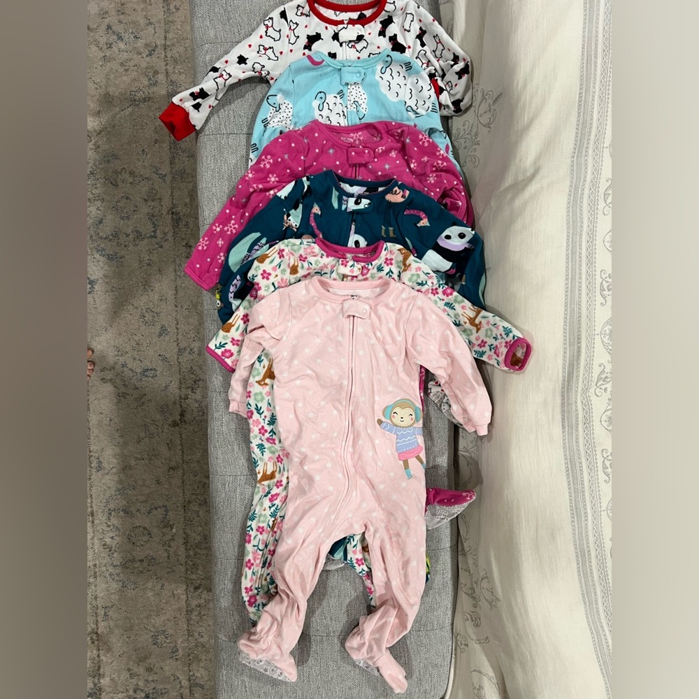 Toddler Girl Lot of 6 Carter’s Fleece Footed Pajamas, size 2T & 24 months